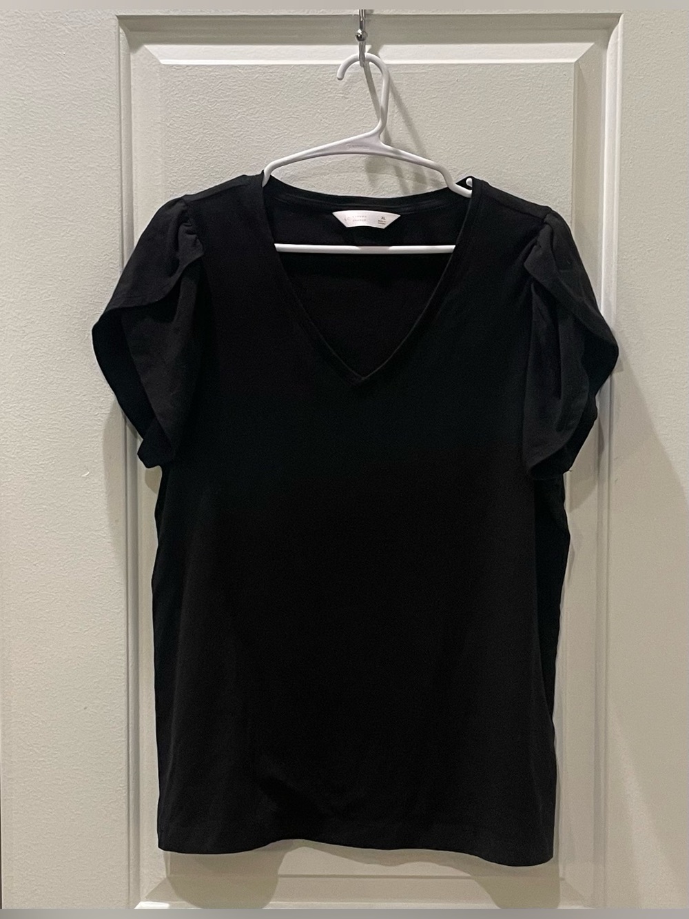 LC Lauren Conrad Tulip Sleeve V-Neck Top